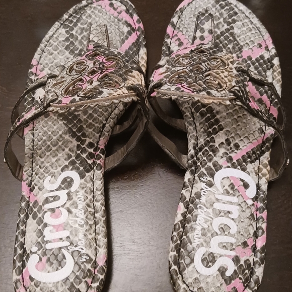 SAM EDELMAN FLAT SANDALS NEW WITH TAG SIZE 8 - Picture 2 of 6